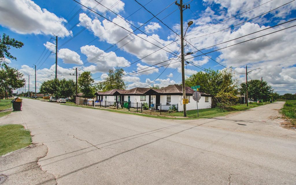 1715 New Mexico Street, Houston, TX 77029