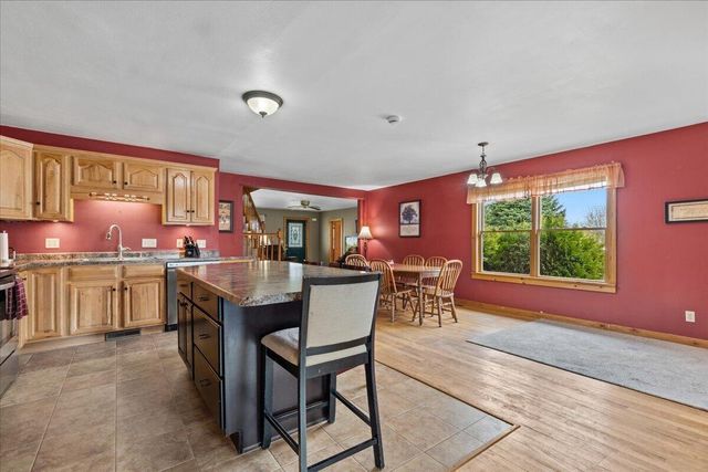 W5689 County Road W, Adell, WI 53001