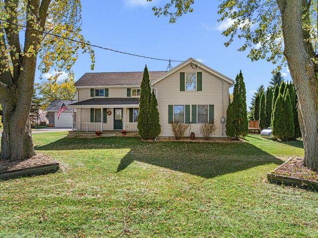 W5689 County Road W, Adell, WI 53001