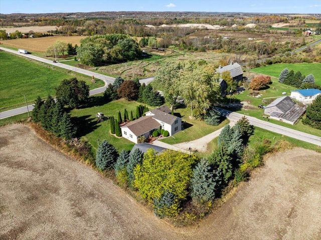 W5689 County Road W, Adell, WI 53001
