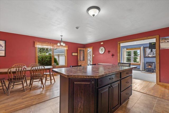 W5689 County Road W, Adell, WI 53001