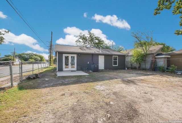 2203 SW 19th Street, San Antonio, TX 78207