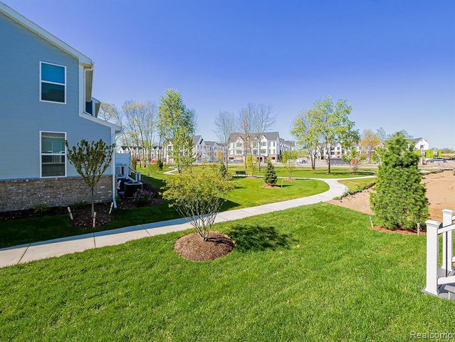 41503 Breck, Plymouth, MI 48170