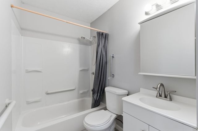 318 Queen Ave, Nashville, TN 37207