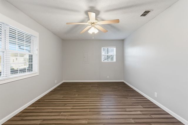 318 Queen Ave, Nashville, TN 37207