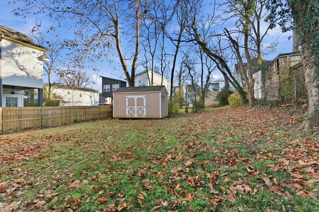 318 Queen Ave, Nashville, TN 37207