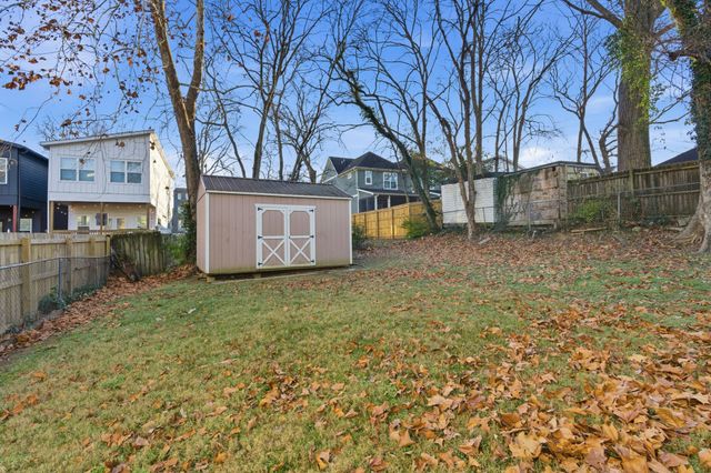 318 Queen Ave, Nashville, TN 37207