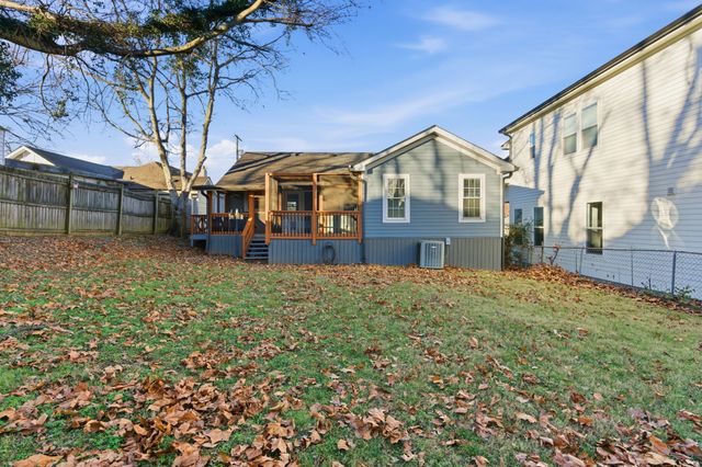 318 Queen Ave, Nashville, TN 37207