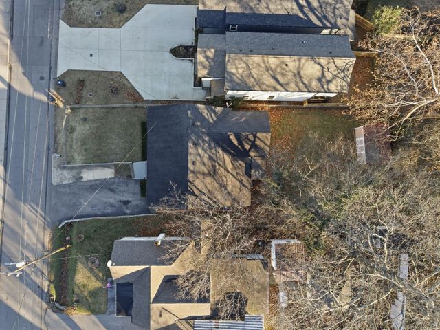 318 Queen Ave, Nashville, TN 37207