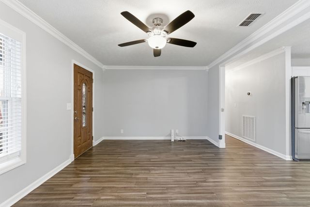 318 Queen Ave, Nashville, TN 37207