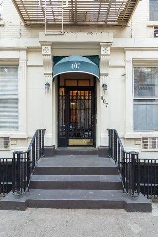 407 E 87th St Apt 2C, New York City, NY 10128