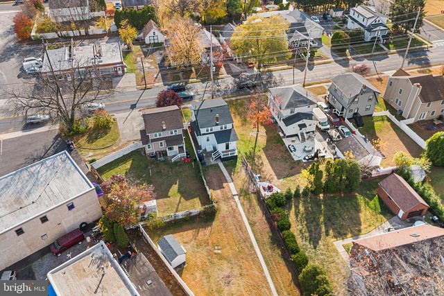 14 NICHOLSON RD, Mount Ephraim, NJ 08059