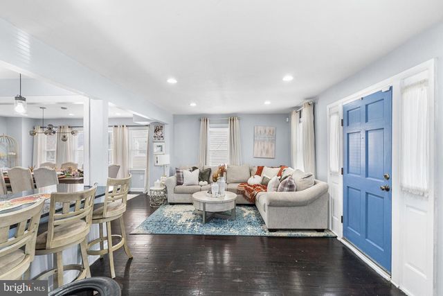 14 NICHOLSON RD, Mount Ephraim, NJ 08059