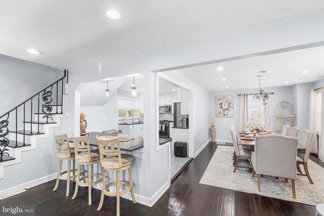 14 NICHOLSON RD, Mount Ephraim, NJ 08059