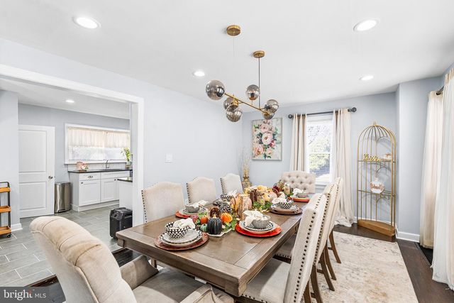 14 NICHOLSON RD, Mount Ephraim, NJ 08059