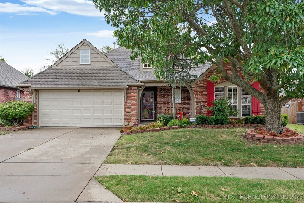 20230 E 50th Place, Broken Arrow, OK 74014