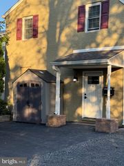 2415 STREET RD, Warrington, PA 18976