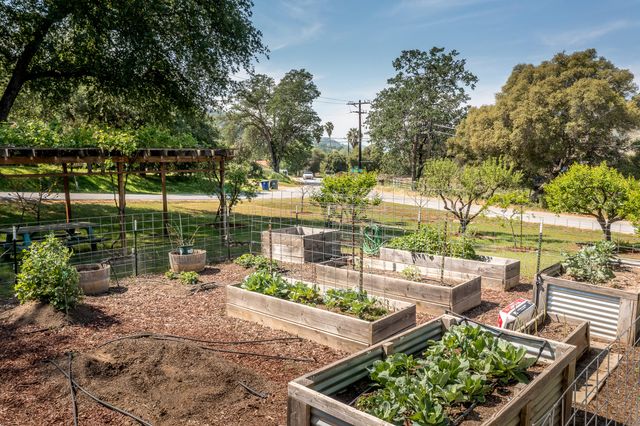 40926 Old Three Rivers Road, Three Rivers, CA 93271