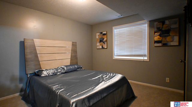 1610 SW Jordan Street, Lincoln, NE 68522