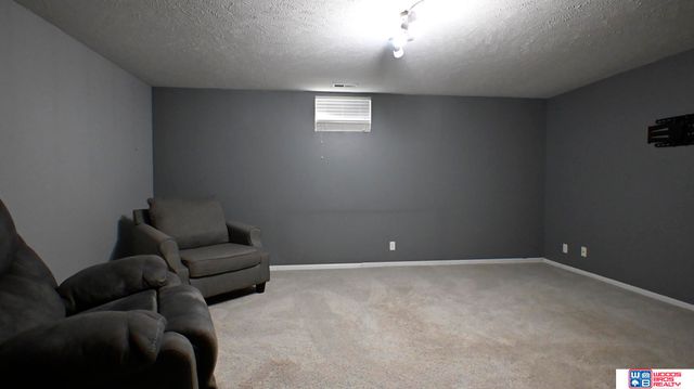 1610 SW Jordan Street, Lincoln, NE 68522