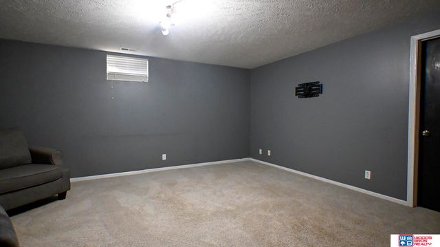 1610 SW Jordan Street, Lincoln, NE 68522