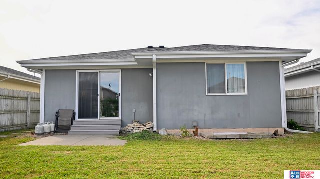 1610 SW Jordan Street, Lincoln, NE 68522