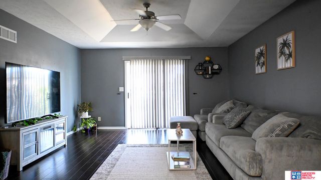 1610 SW Jordan Street, Lincoln, NE 68522
