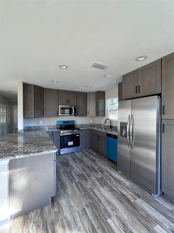 570 SW 5TH STREET, Lake Butler, FL 32054