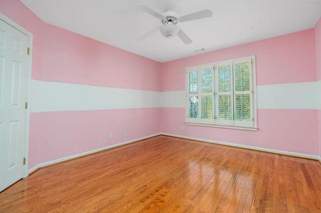 562 Grassmeade Way, Snellville, GA 30078