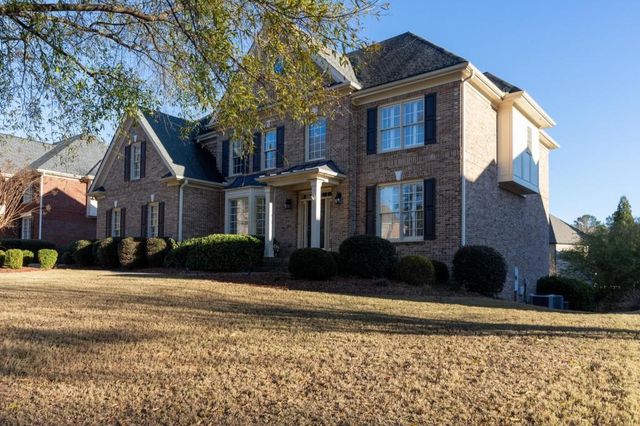 562 Grassmeade Way, Snellville, GA 30078
