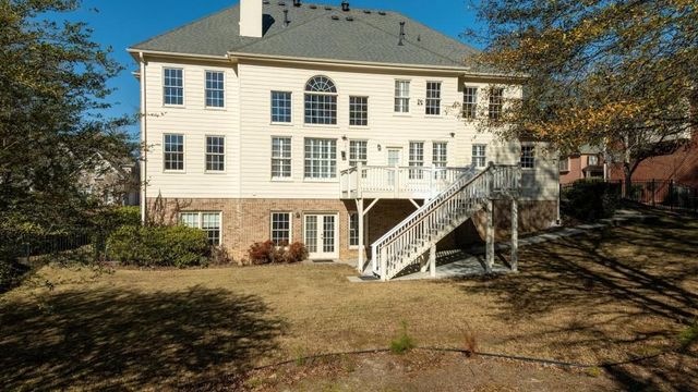 562 Grassmeade Way, Snellville, GA 30078