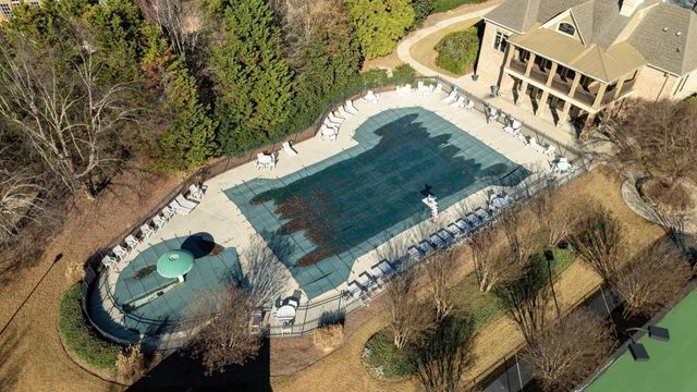 562 Grassmeade Way, Snellville, GA 30078