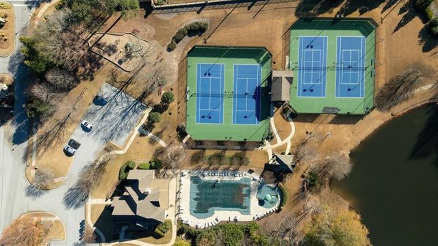 562 Grassmeade Way, Snellville, GA 30078