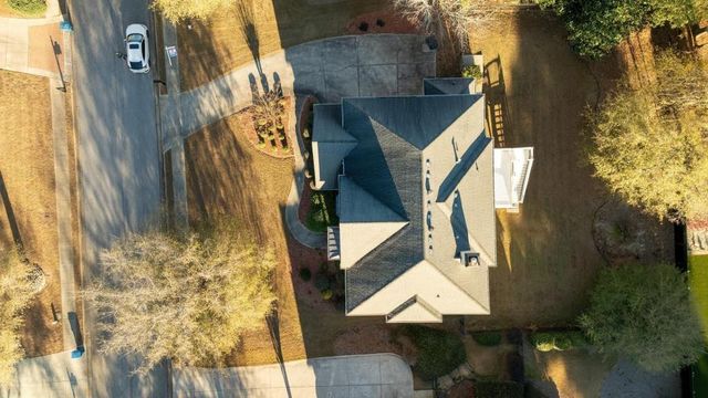 562 Grassmeade Way, Snellville, GA 30078