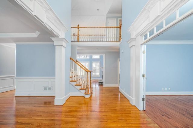 562 Grassmeade Way, Snellville, GA 30078