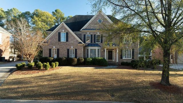 562 Grassmeade Way, Snellville, GA 30078