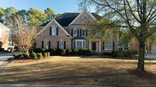 562 Grassmeade Way, Snellville, GA 30078