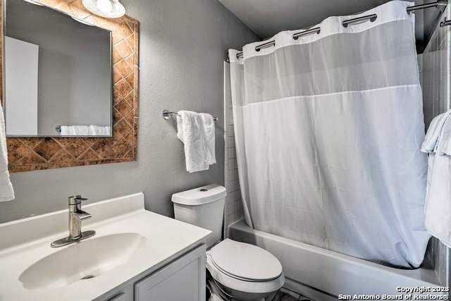 11350 WIDEFIELD LN, San Antonio, TX 78245