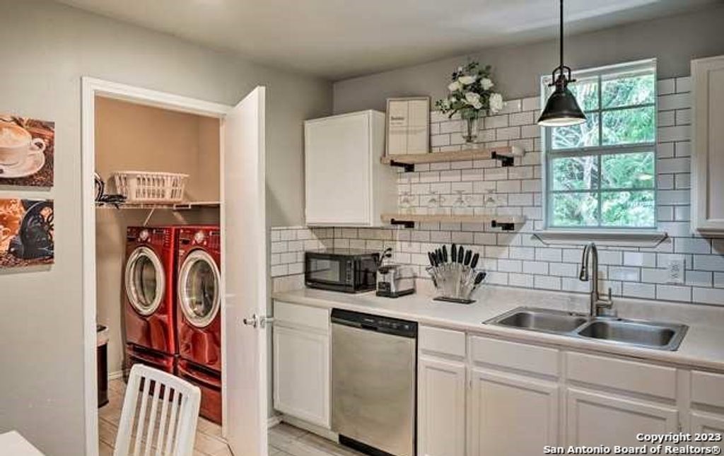 11350 WIDEFIELD LN, San Antonio, TX 78245