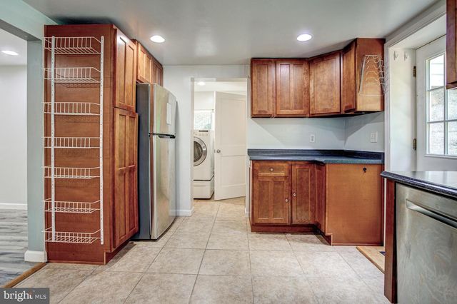 328 E LOGAN ST, Bellefonte, PA 16823