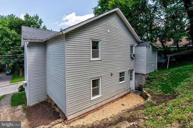 328 E LOGAN ST, Bellefonte, PA 16823