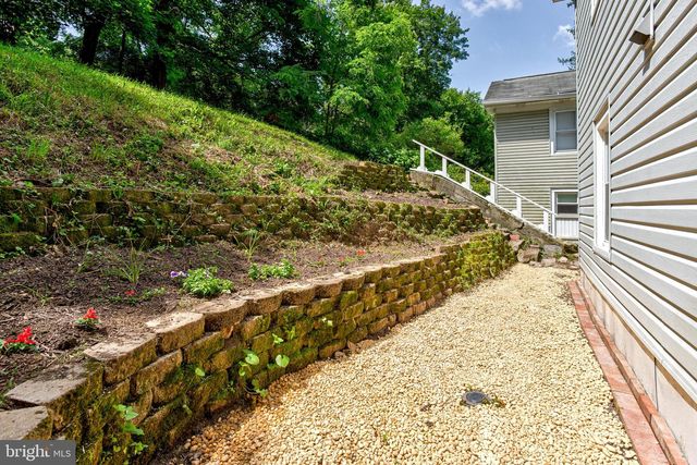 328 E LOGAN ST, Bellefonte, PA 16823