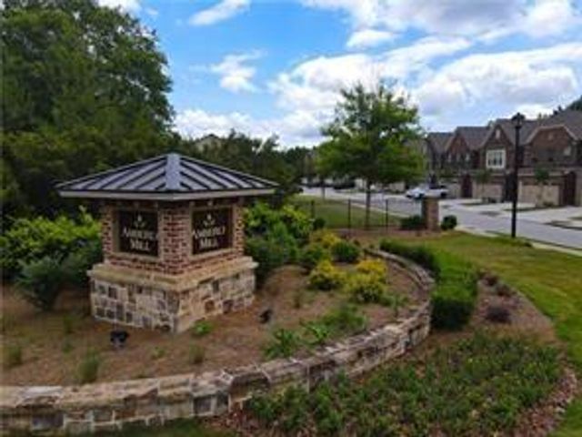 209 Braemore Mill Drive, Lawrenceville, GA 30044