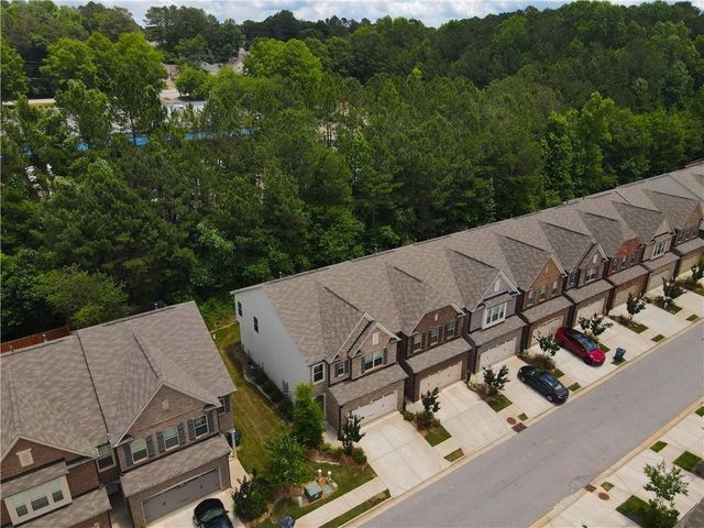 209 Braemore Mill Drive, Lawrenceville, GA 30044