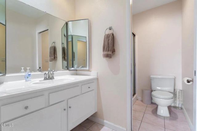 18409 Collins Street F, Los Angeles, CA 91356