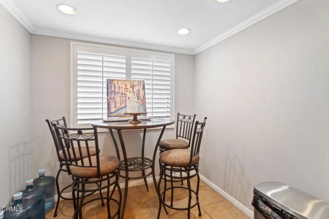 18409 Collins Street F, Los Angeles, CA 91356