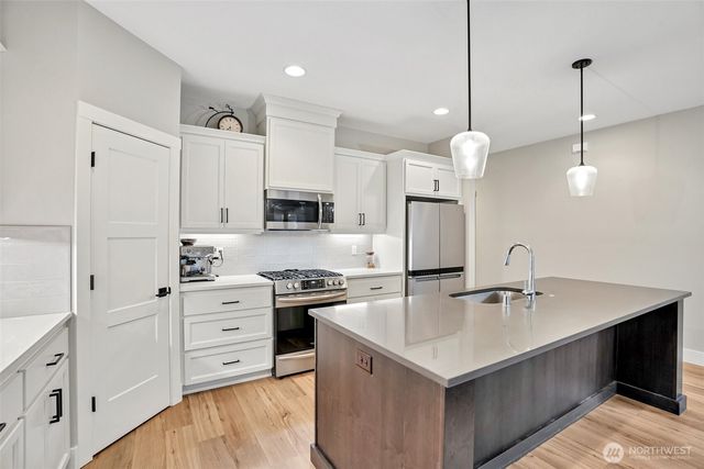 12020 NE 108th Street, Vancouver, WA 98662