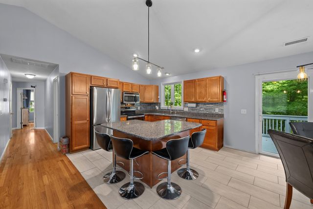 145 Worcester St, West Boylston, MA 01583