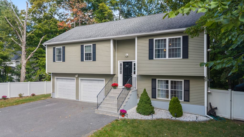 145 Worcester St, West Boylston, MA 01583