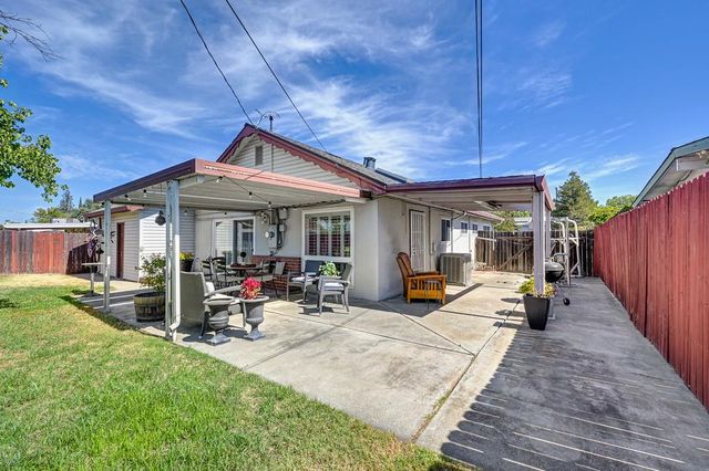 6513 Pearson Ln, North Highlands, CA 95660